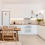 Roos Naxos فيلة Agiassos