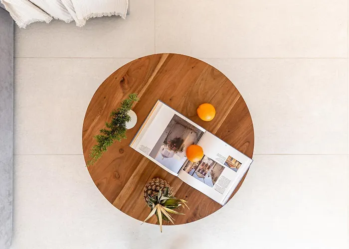 Roos Naxos * Agiassos