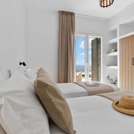 Roos Naxos Villa *