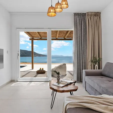 Roos Naxos Villa *